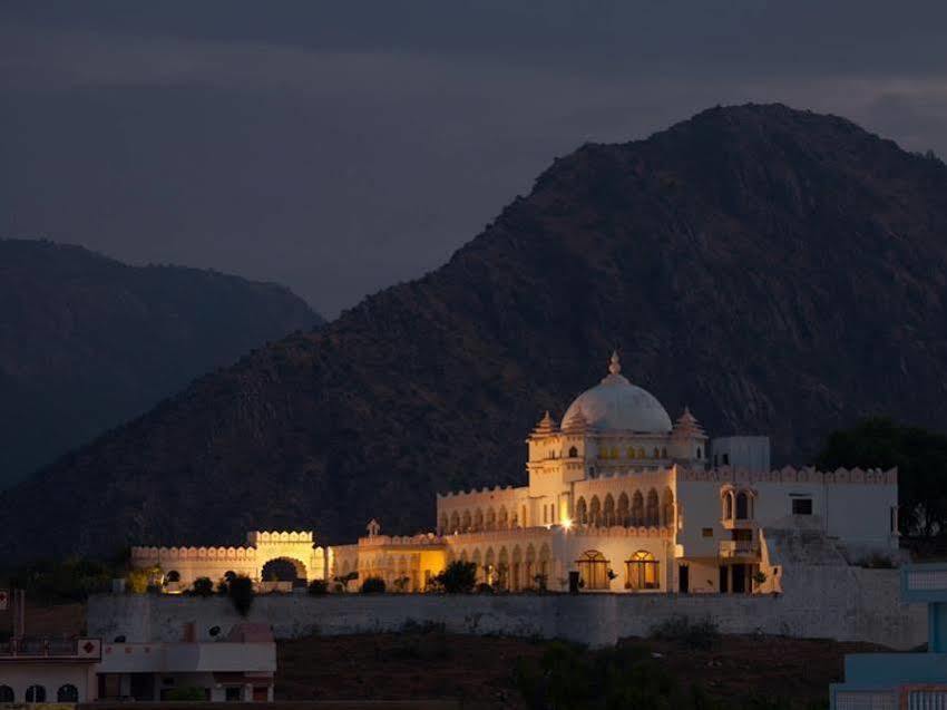 Gulaab Niwaas Palace Puškar Exteriér fotografie